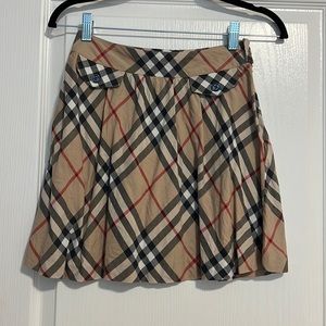 Burberry mini skirt